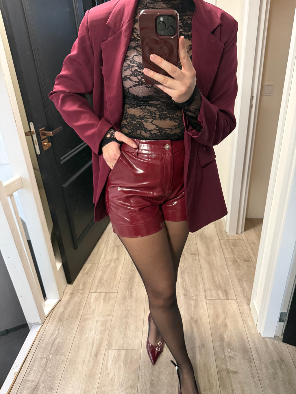 Ruby Short bordeaux